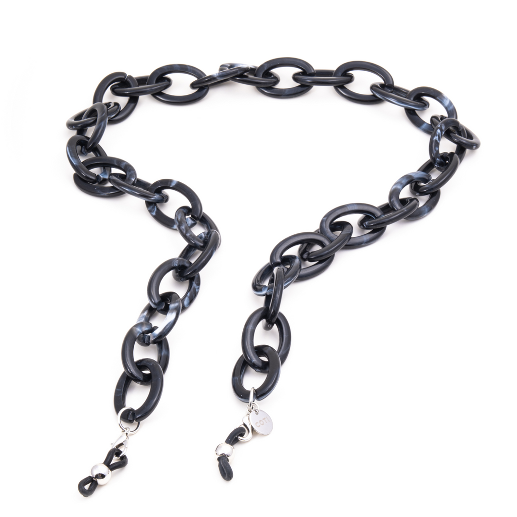 CARA eyewear chain